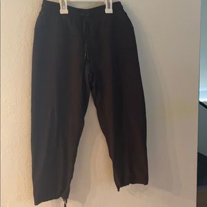 Capri pants & tank top/ good condition